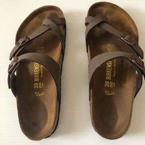 Birkenstock Size 39. Barely worn.